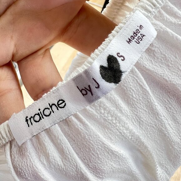 Fraiche By J White Off-Shoulder Ruffle Hem Romper Size Small - Picture 10 of 13